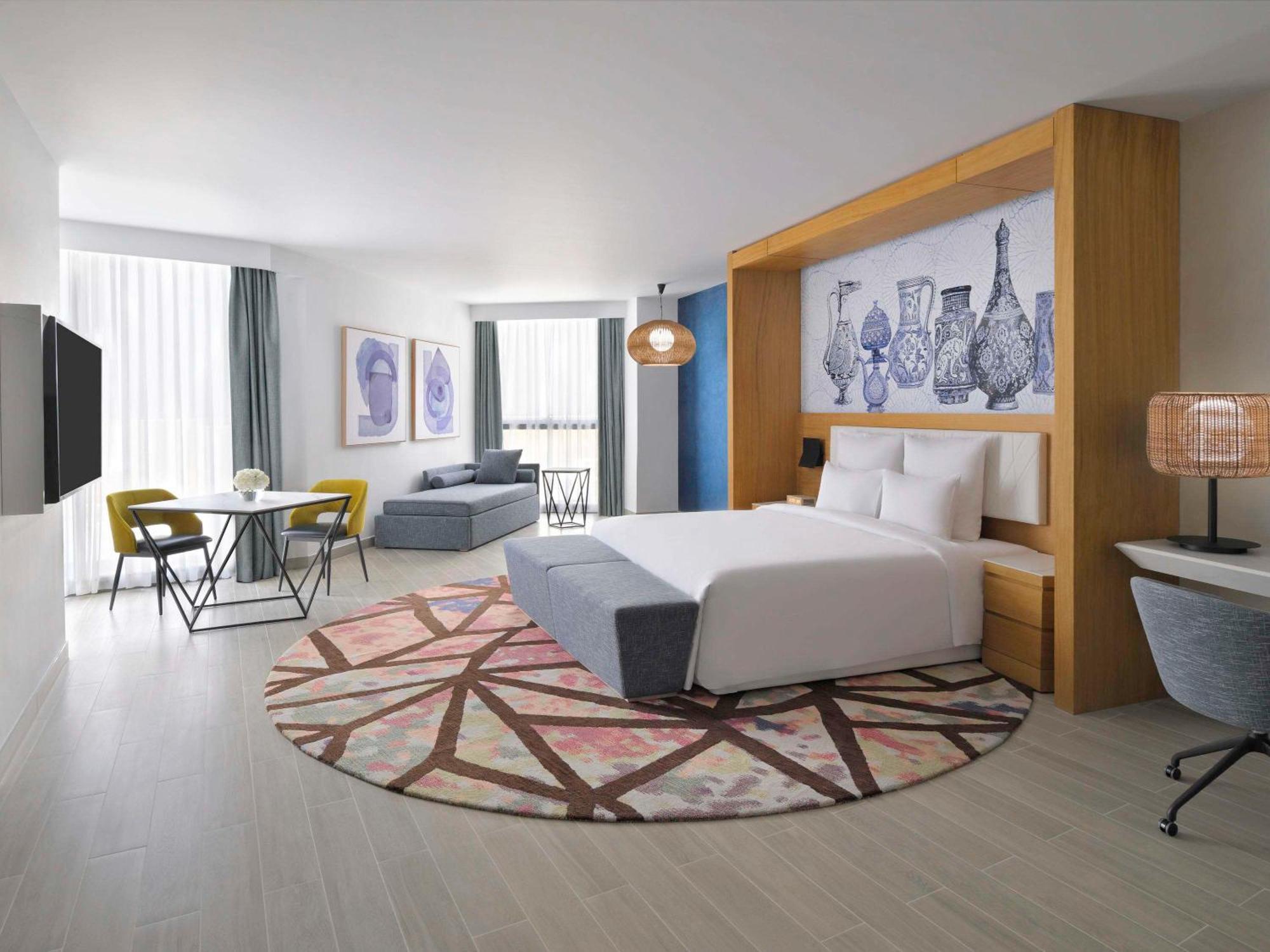 Moevenpick Hotel & Apartments Ghala 马斯喀特 外观 照片 A room at the hotel